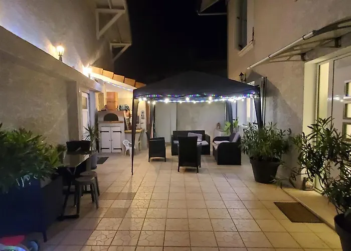 Chez Malo
